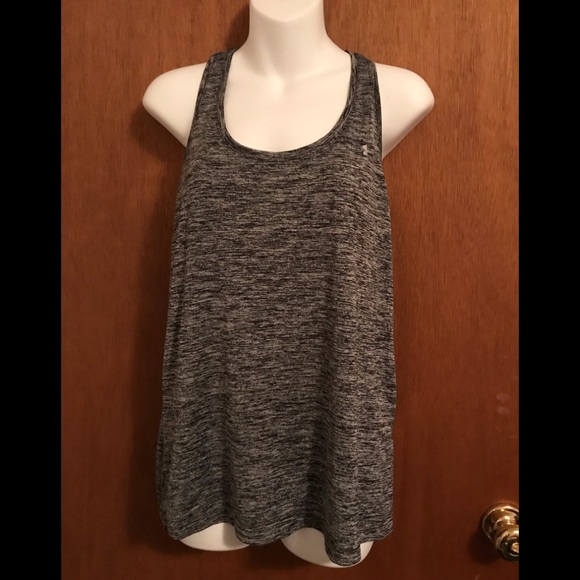Under Armour Tops - Under armour workout tank